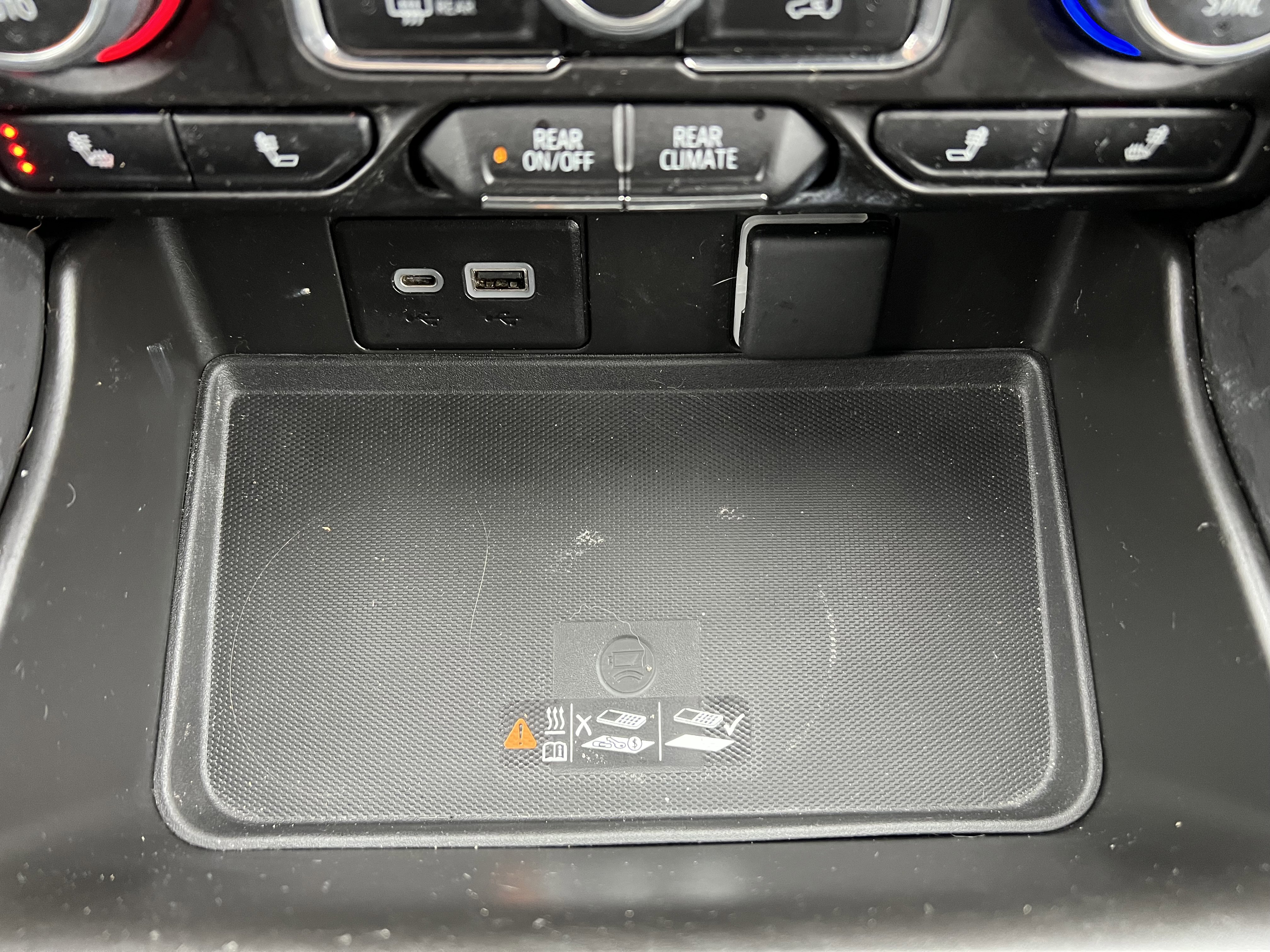 Certified 2023 Chevrolet Suburban RST image 27