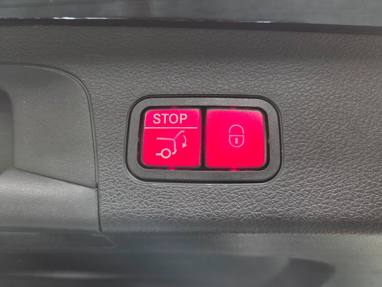 Used 2020 Mercedes-Benz GLS 450 4MATIC image 43