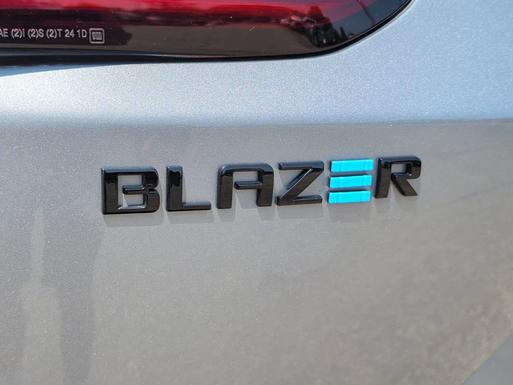 Used 2024 Chevrolet Blazer EV RS AWD/4WD image 15