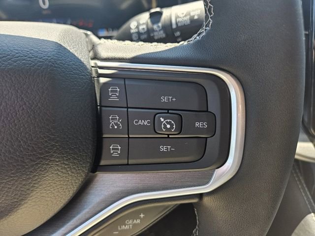 New 2025 Jeep Wagoneer L 4WD w/ Convenience Group I image 20