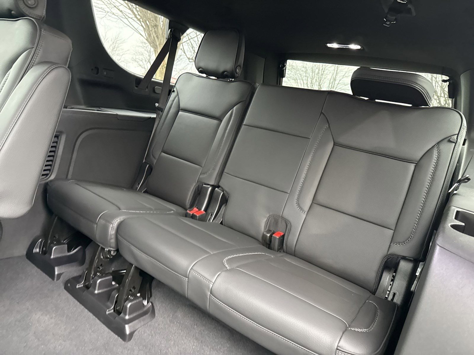 New 2026 GMC Yukon XL Denali w/ Sun & Power Step Package image 19