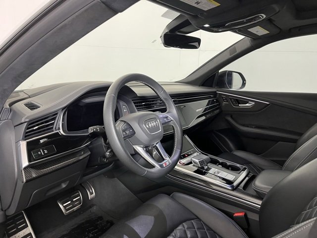 Used 2023 Audi SQ8 Prestige image 9