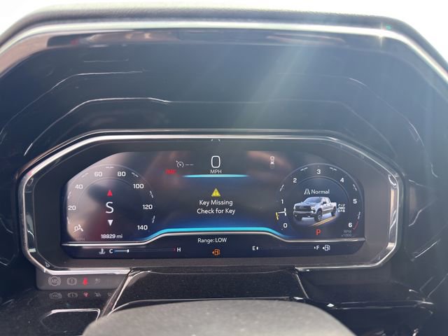 Used 2024 Chevrolet Silverado 1500 LT Trail Boss w/ Convenience Package II image 11