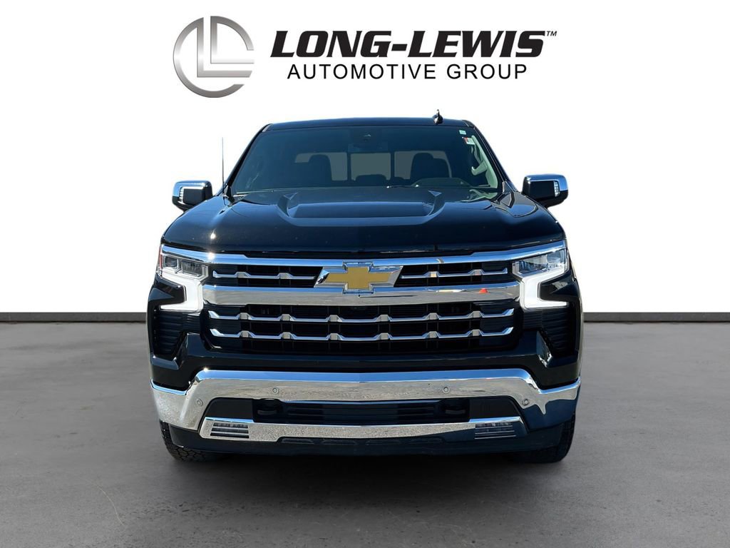 Used 2025 Chevrolet Silverado 1500 LTZ image 11
