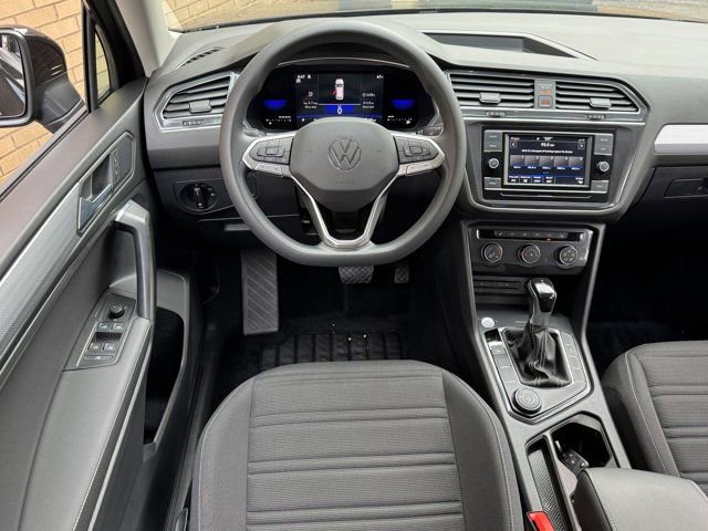 Used 2022 Volkswagen Tiguan S image 16