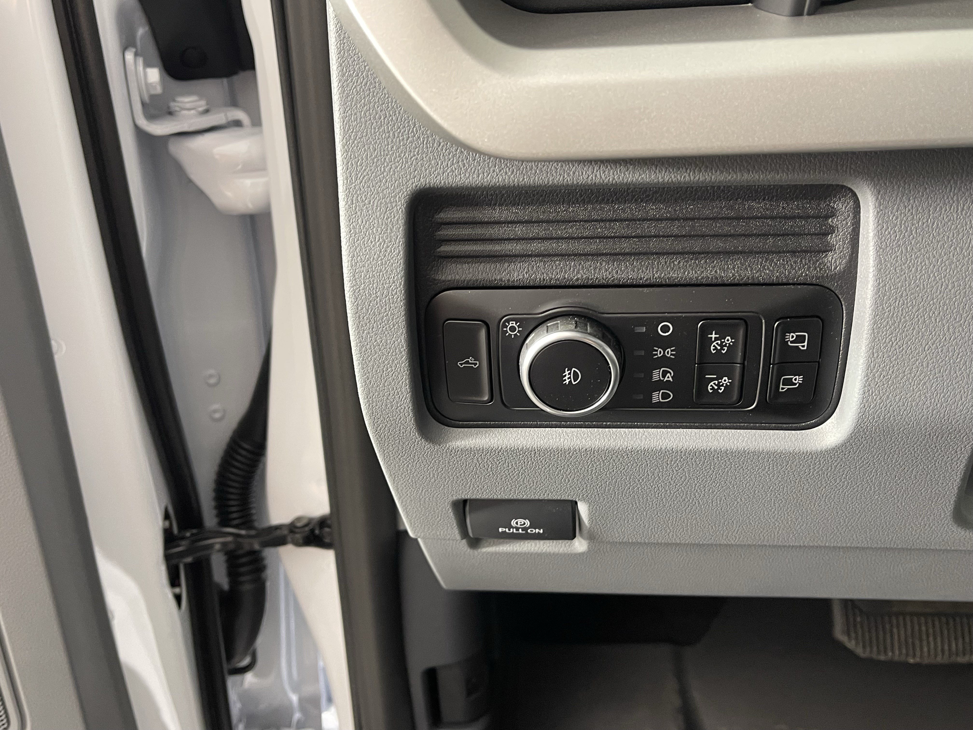 New 2027 Ford F250 XLT w/ FX4 Off-Road Package AWD/4WD image 20