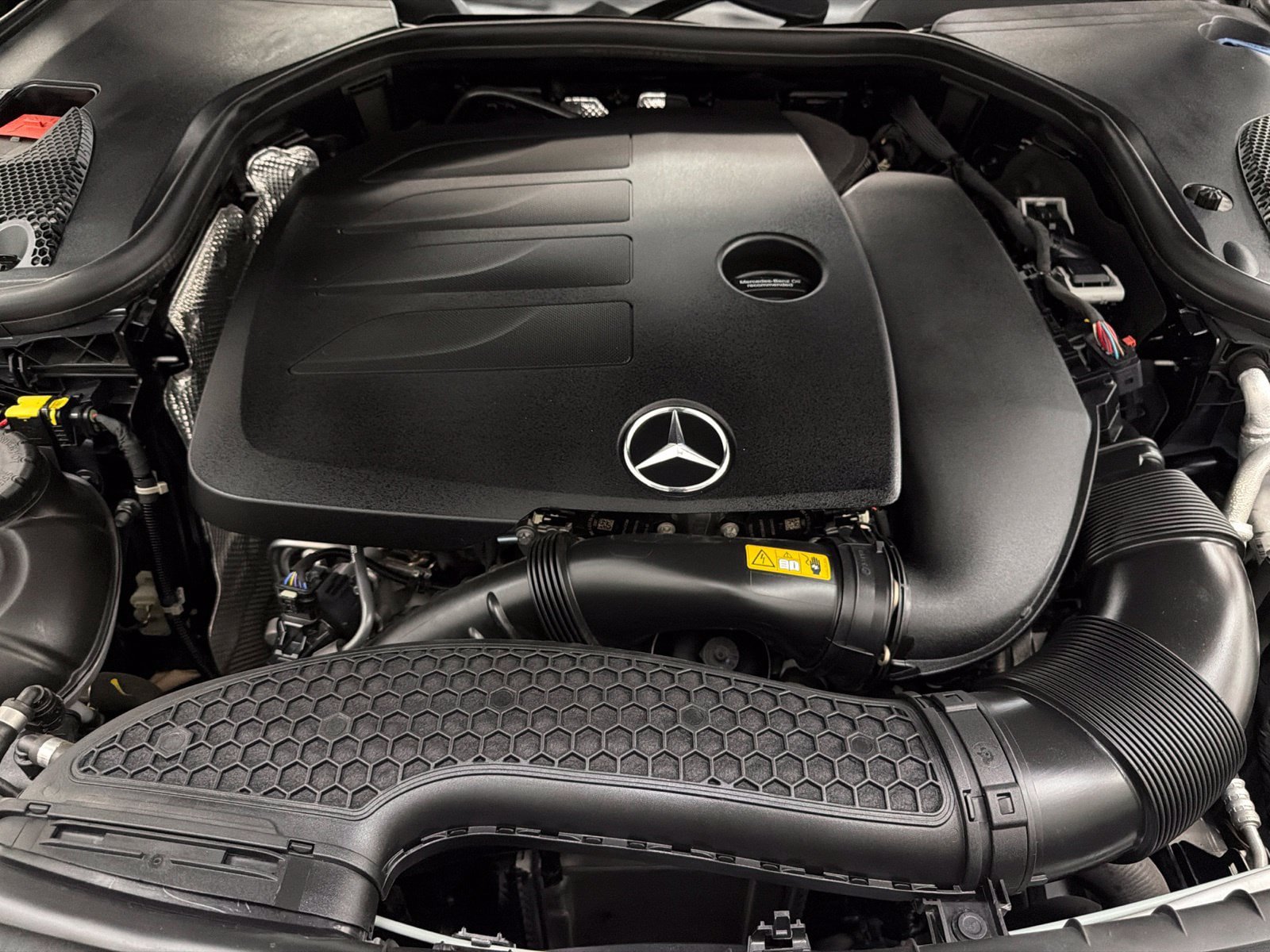 Used 2023 Mercedes-Benz E 350 4MATIC Sedan image 41