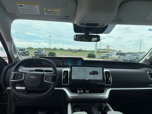 New 2027 Ford Expedition Platinum AWD/4WD image 9