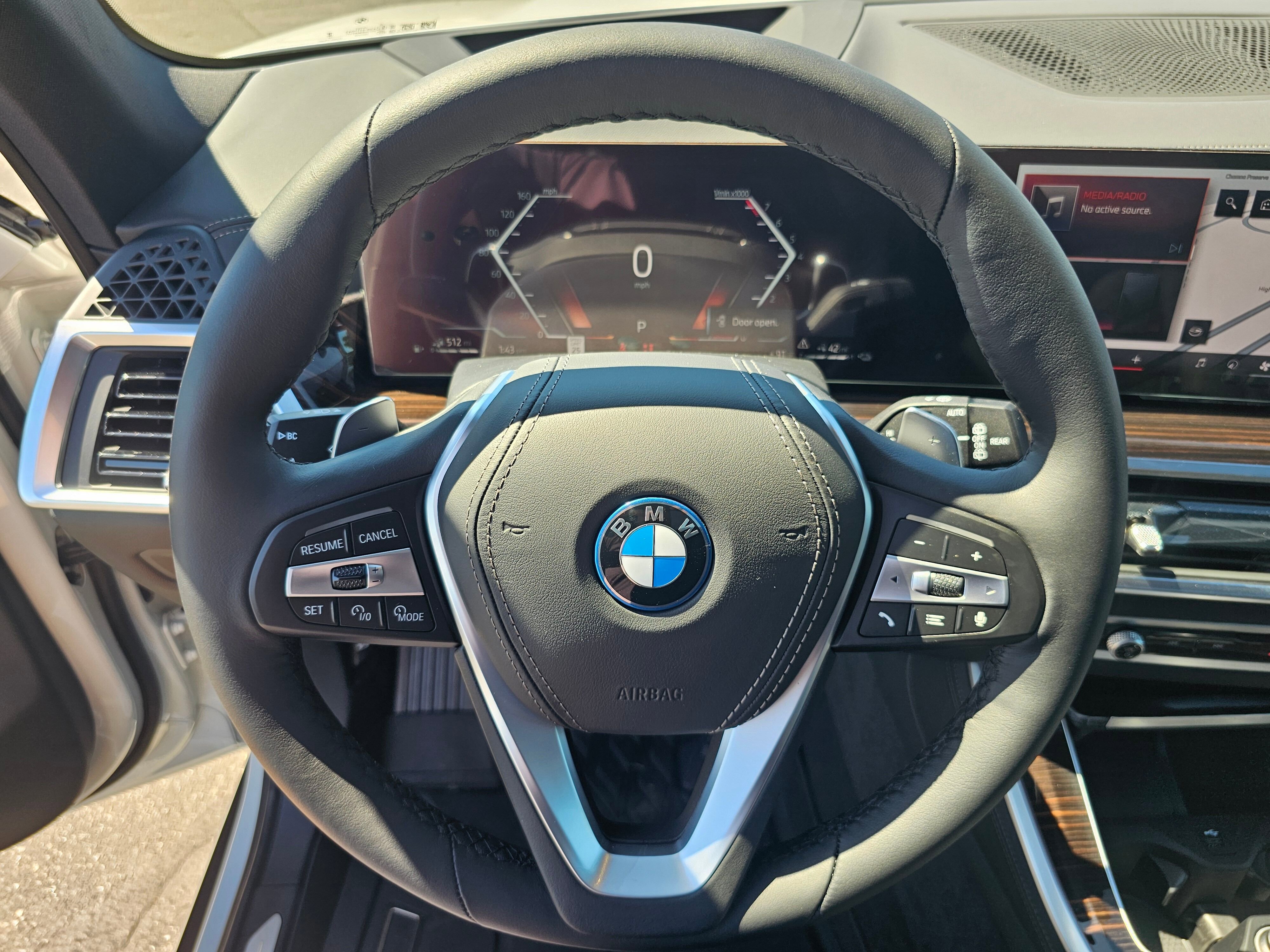New 2026 BMW X5 xDrive50e image 17
