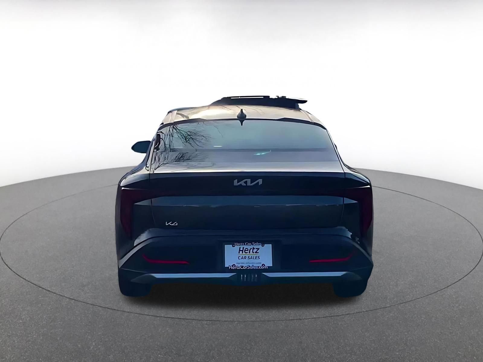 Used 2025 Kia K4 LXS image 12