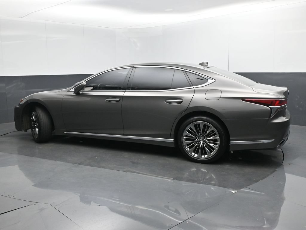 Used 2018 Lexus LS 500 w/ Interior Upgrade Package RWD image 30