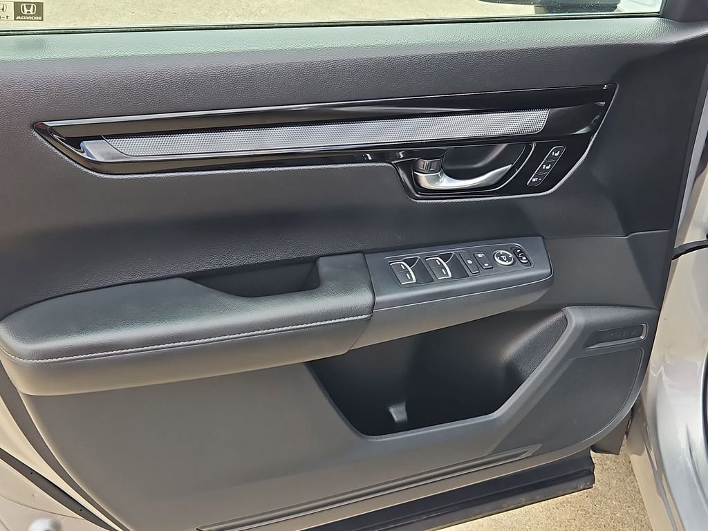 Used 2025 Honda CR-V EX-L image 11