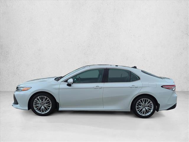 Used 2019 Toyota Camry XLE FWD image 3