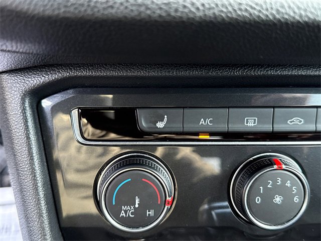 Certified 2022 Volkswagen Tiguan S image 17