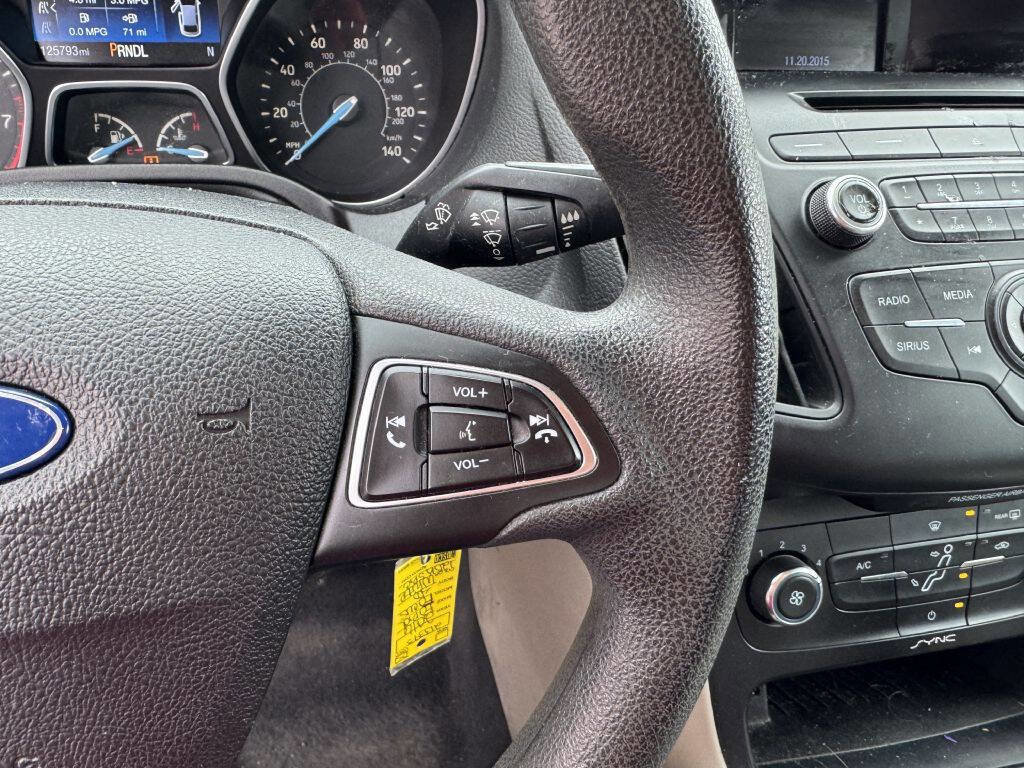 Used 2016 Ford Focus SE image 14