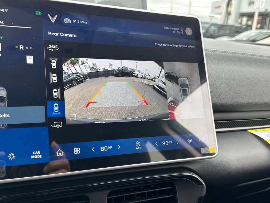 New 2025 VinFast VF 8 Eco AWD/4WD image 28