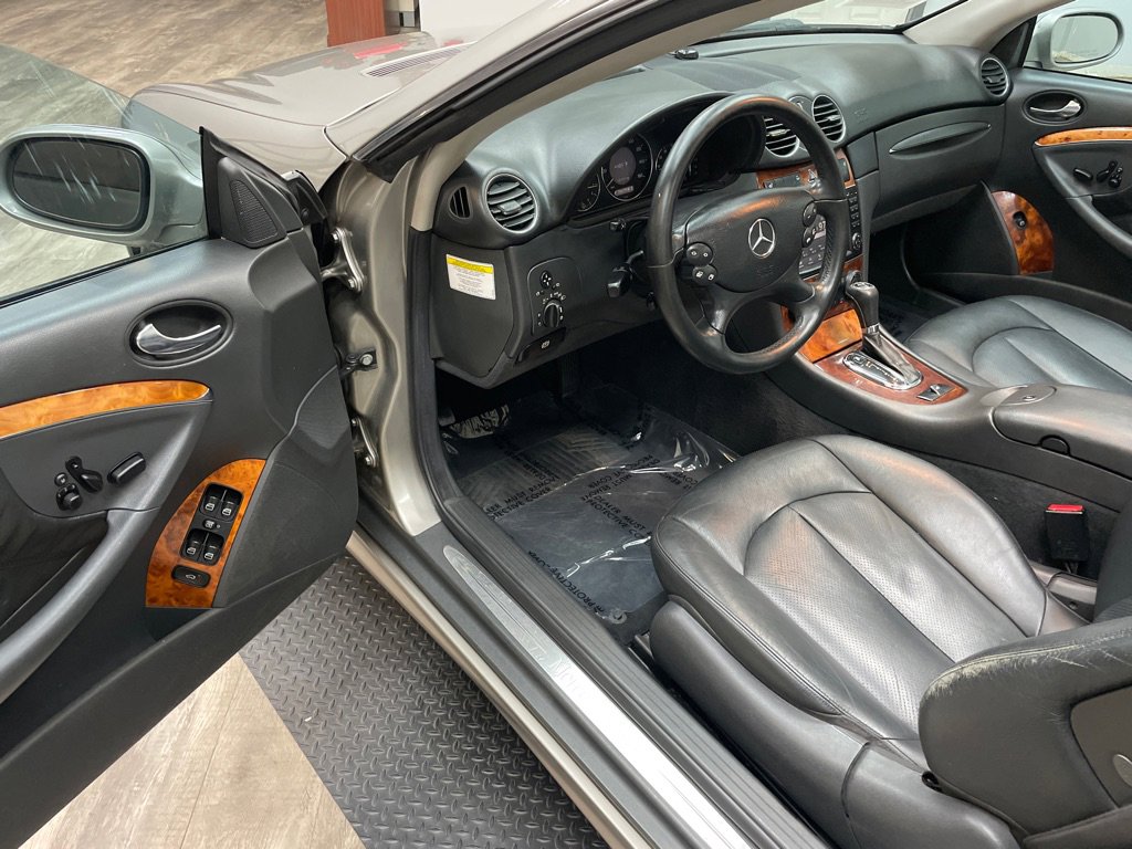 Used 2005 Mercedes-Benz CLK 500 Cabriolet image 3