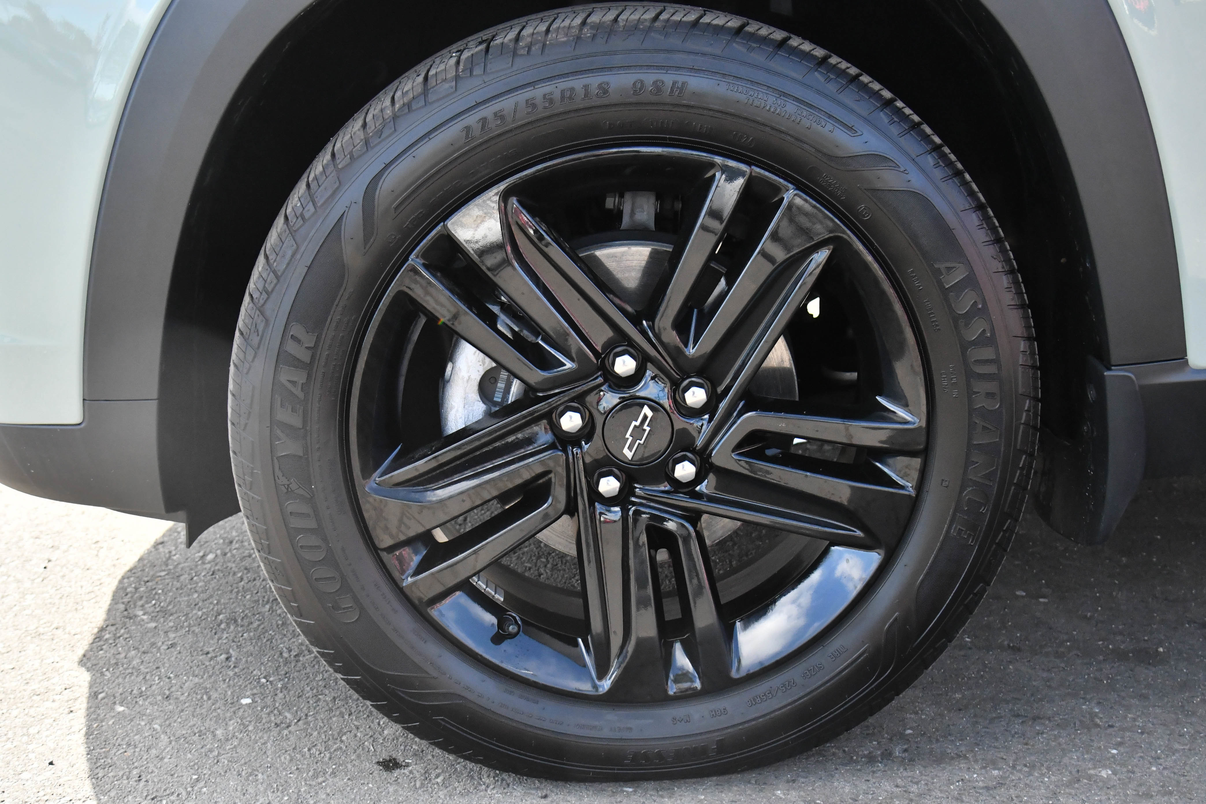 Used 2025 Chevrolet Trax ACTIV w/ Driver Confidence Package image 12