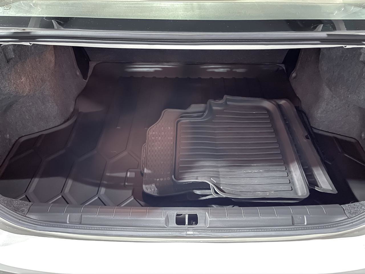Used 2019 Subaru Impreza 2.0i w/ Eyesight AWD/4WD image 9