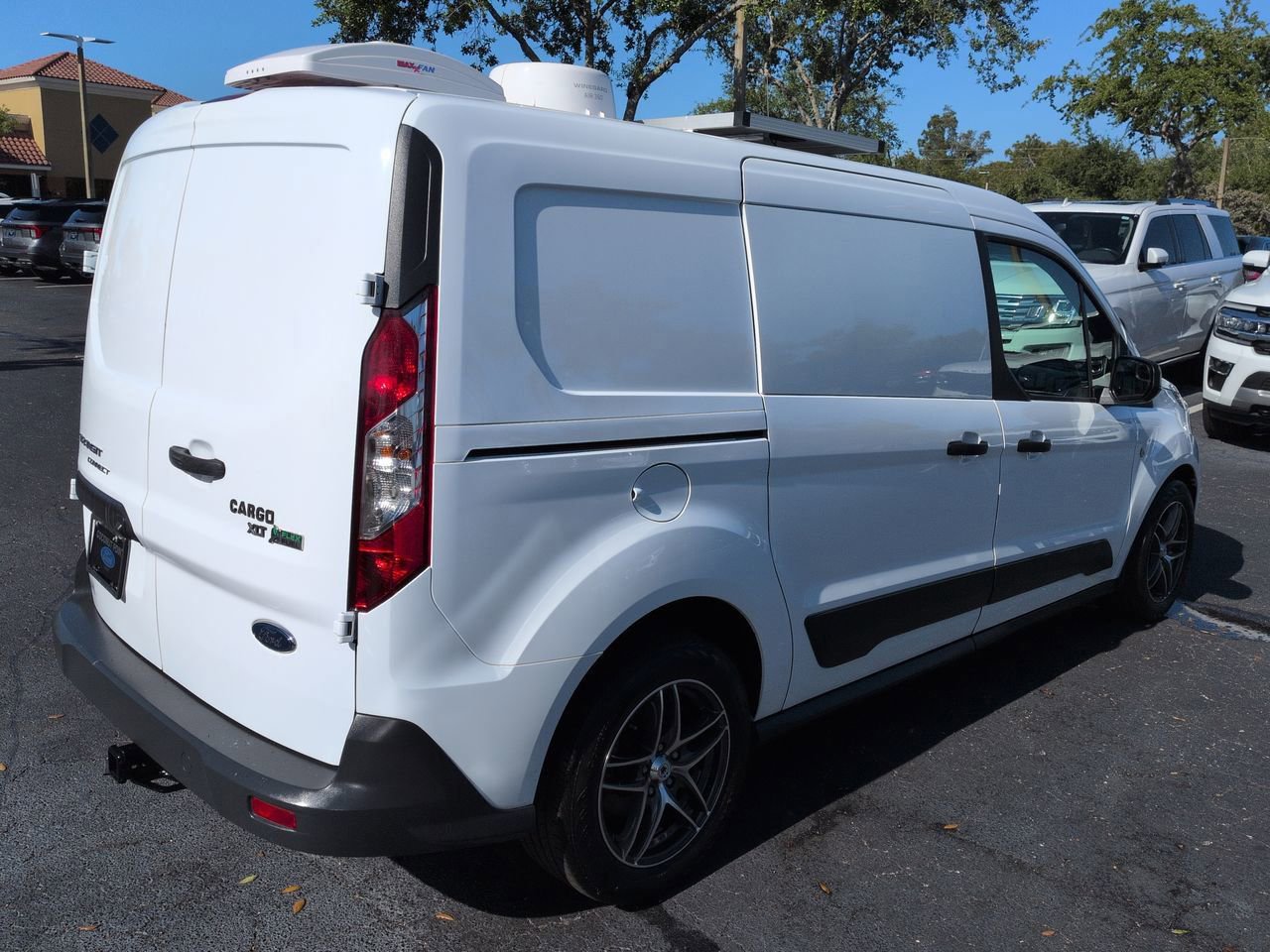 Used 2018 Ford Transit Connect XLT FWD image 4
