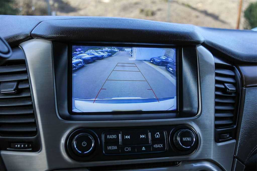 Used 2020 GMC Yukon Denali w/ Open Road Package image 22