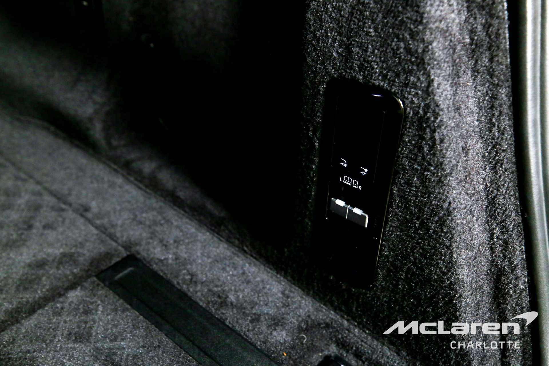 Used 2025 Land Rover Range Rover Sport SV Edition Two image 21