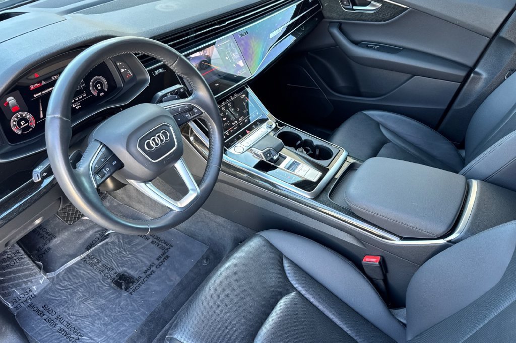 Used 2020 Audi Q7 3.0T Prestige w/ Prestige Package AWD/4WD image 9