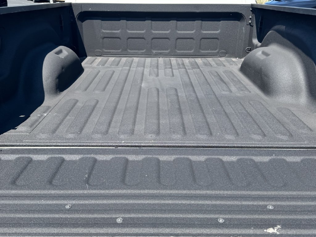 Used 2022 RAM 3500 Laramie AWD/4WD image 10