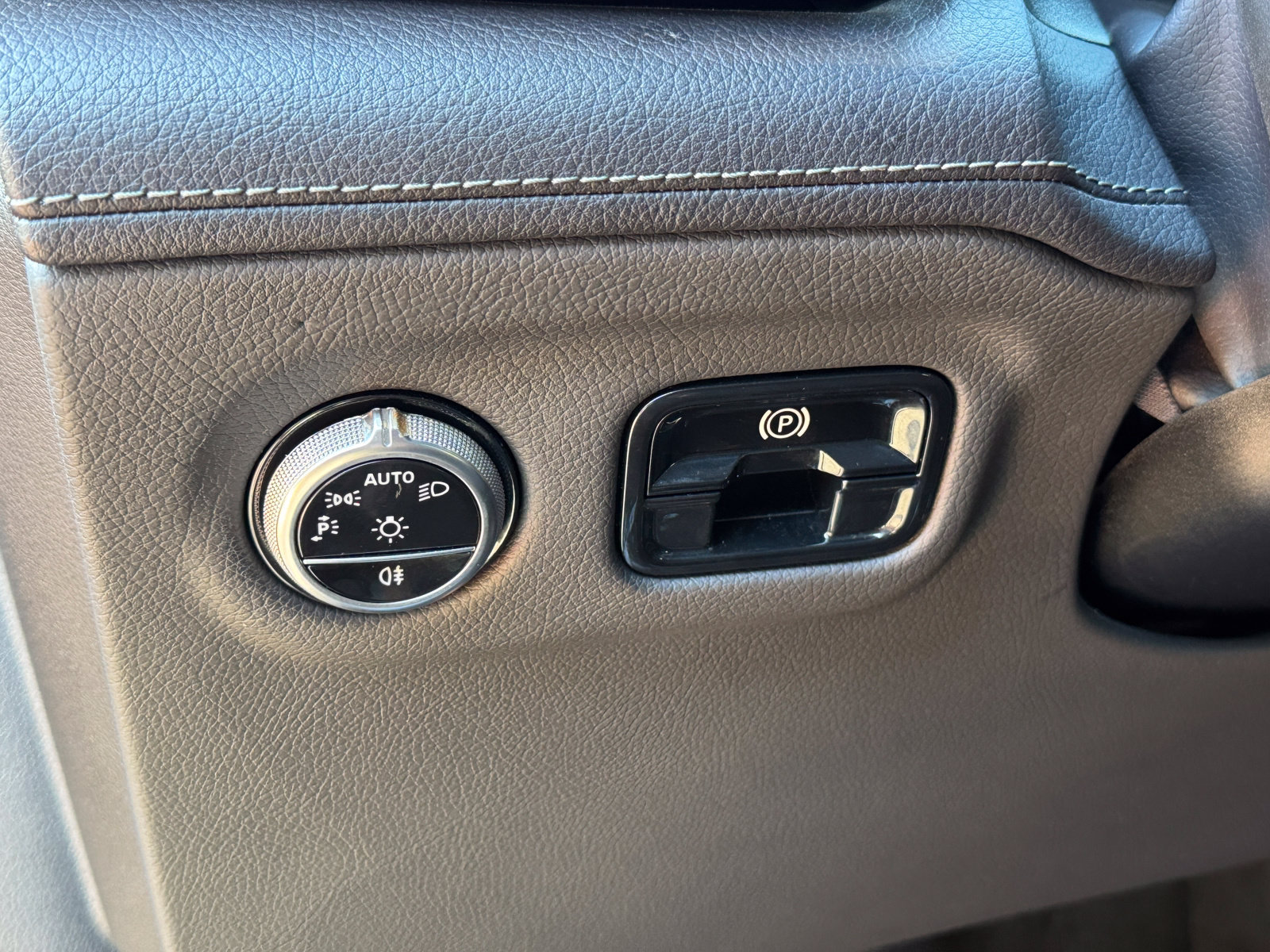 Used 2024 Mercedes-Benz EQE 350+ 4MATIC SUV image 19