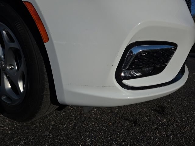 Used 2023 Chrysler Pacifica Limited FWD image 24