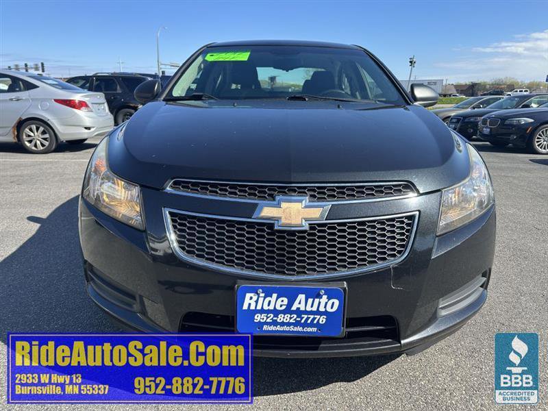 Used 2012 Chevrolet Cruze LS FWD image 2