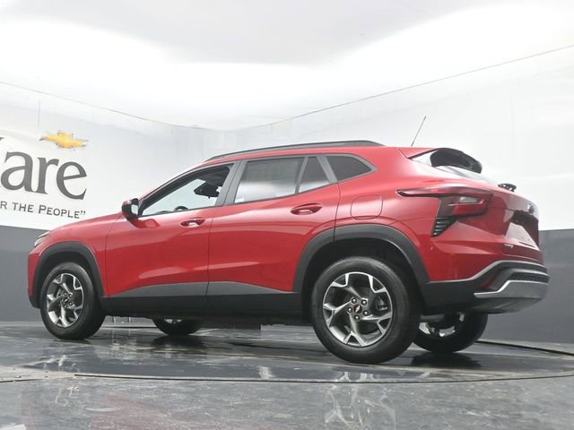 New 2026 Chevrolet Trax LT w/ Driver Confidence Package image 33