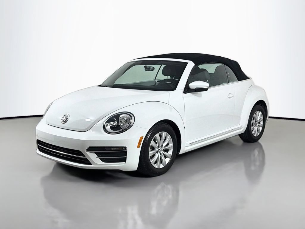 Used 2019 Volkswagen Beetle 2.0T S FWD image 1