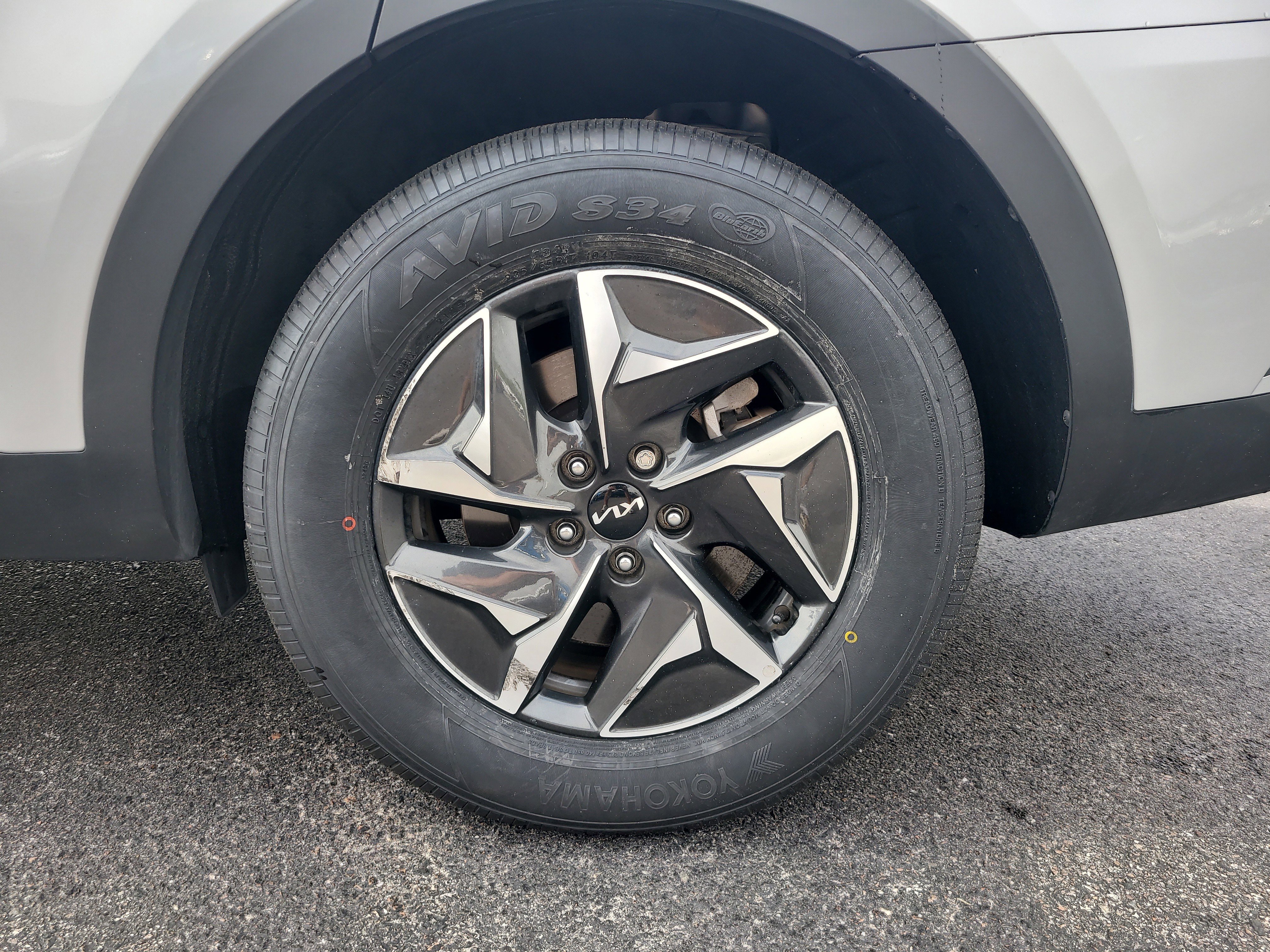 Used 2023 Kia Sorento EX image 8