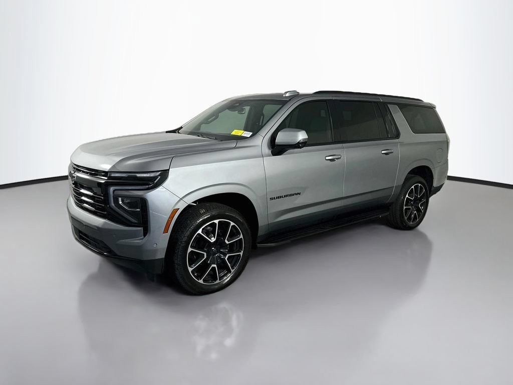 Used 2026 Chevrolet Suburban RST w/ Comfort Package AWD/4WD image 3