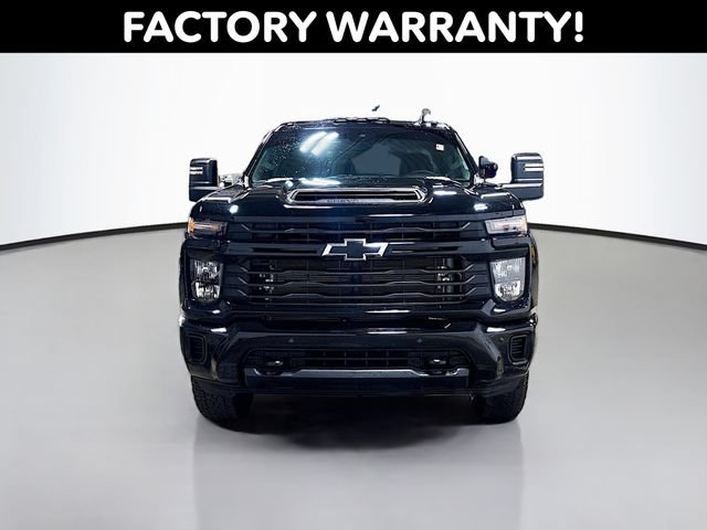Used 2025 Chevrolet Silverado 2500 Custom w/ Custom Value Package AWD/4WD image 2