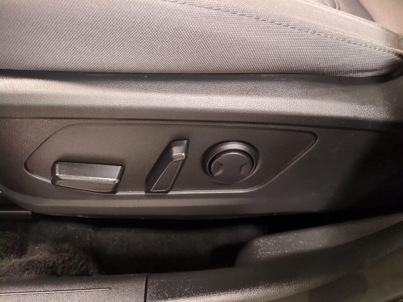 Certified 2024 Hyundai Santa Cruz SEL image 18