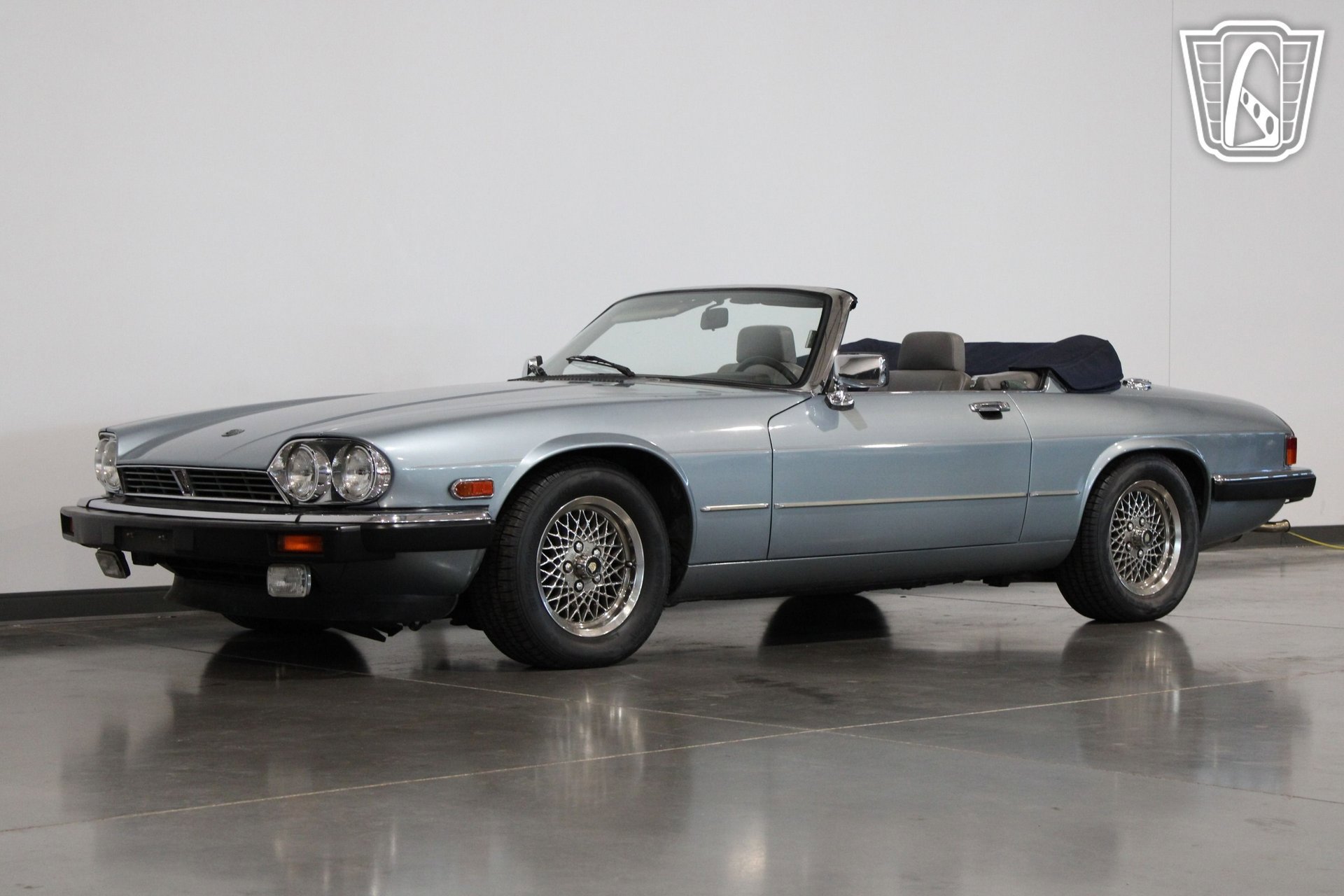 Used 1990 Jaguar XJS V12 Convertible RWD image 29