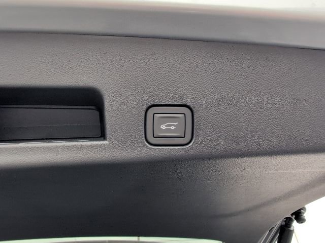 New 2026 Chevrolet Traverse LT w/ Driver Confidence Package image 12