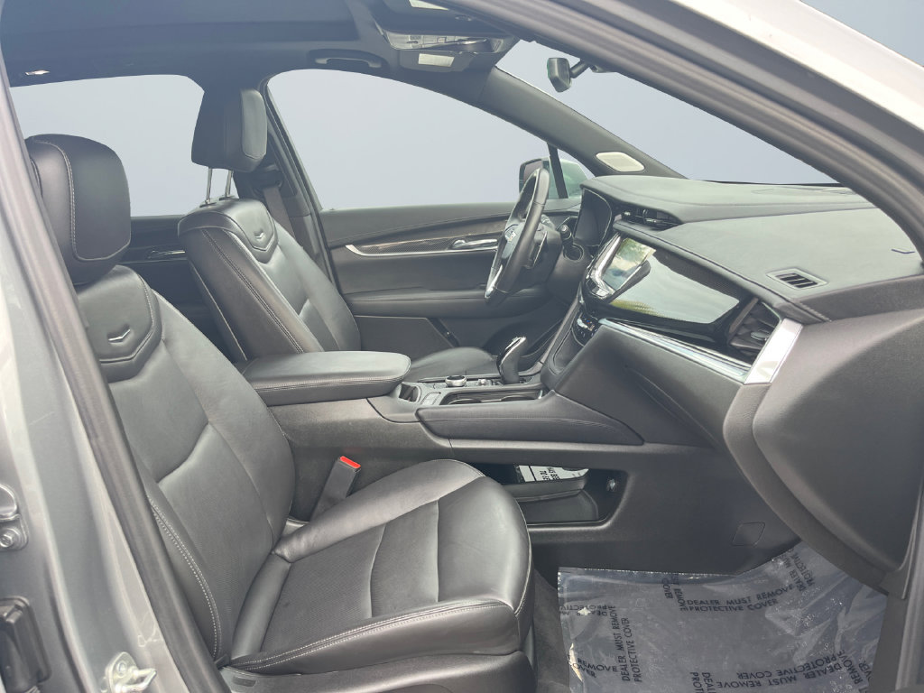 Used 2025 Cadillac XT6 Sport AWD/4WD image 15