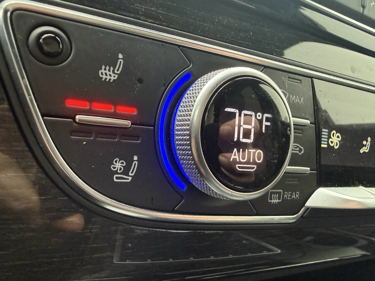 Used 2017 Audi Q7 3.0T Premium Plus image 21