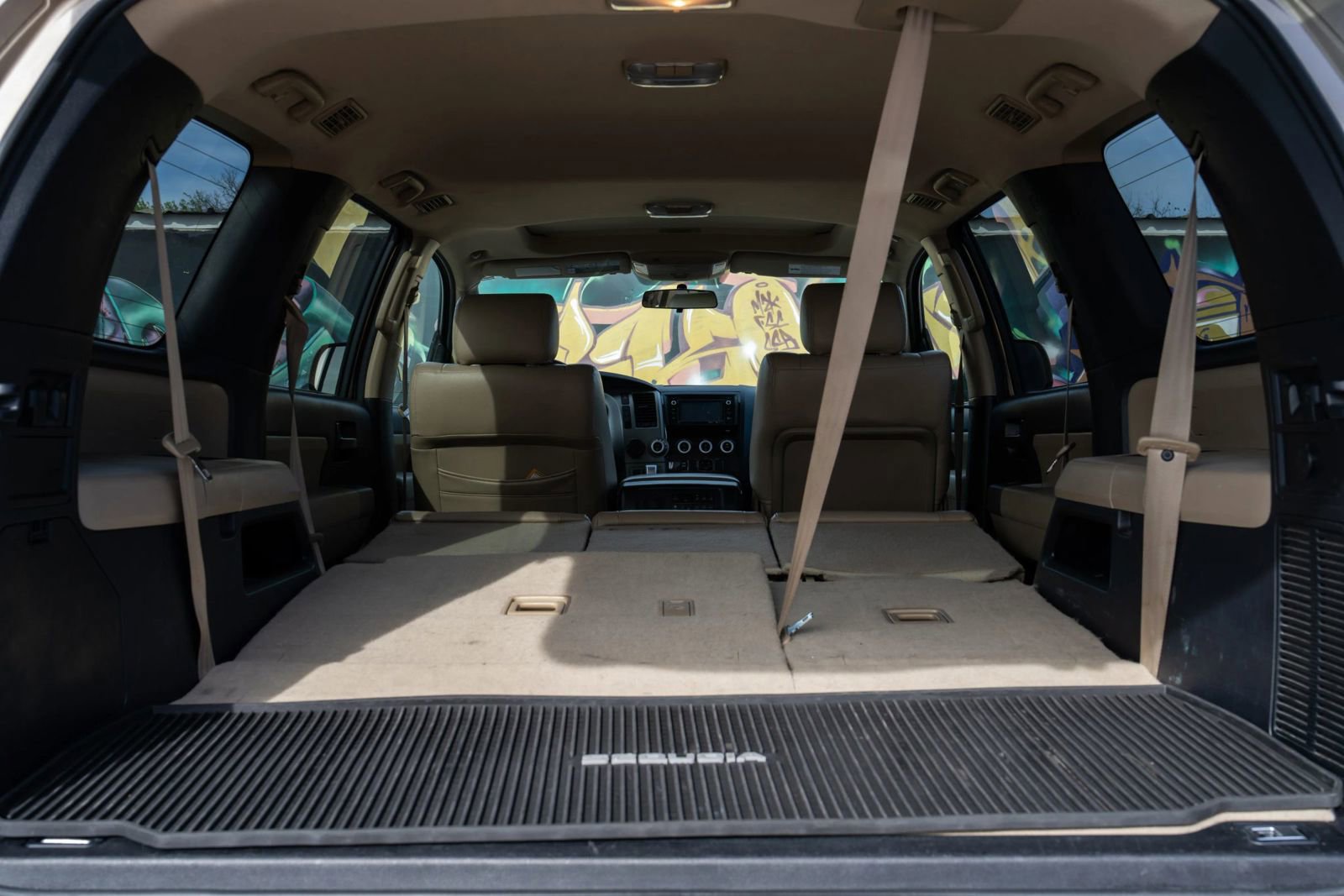 Used 2014 Toyota Sequoia SR5 RWD image 17