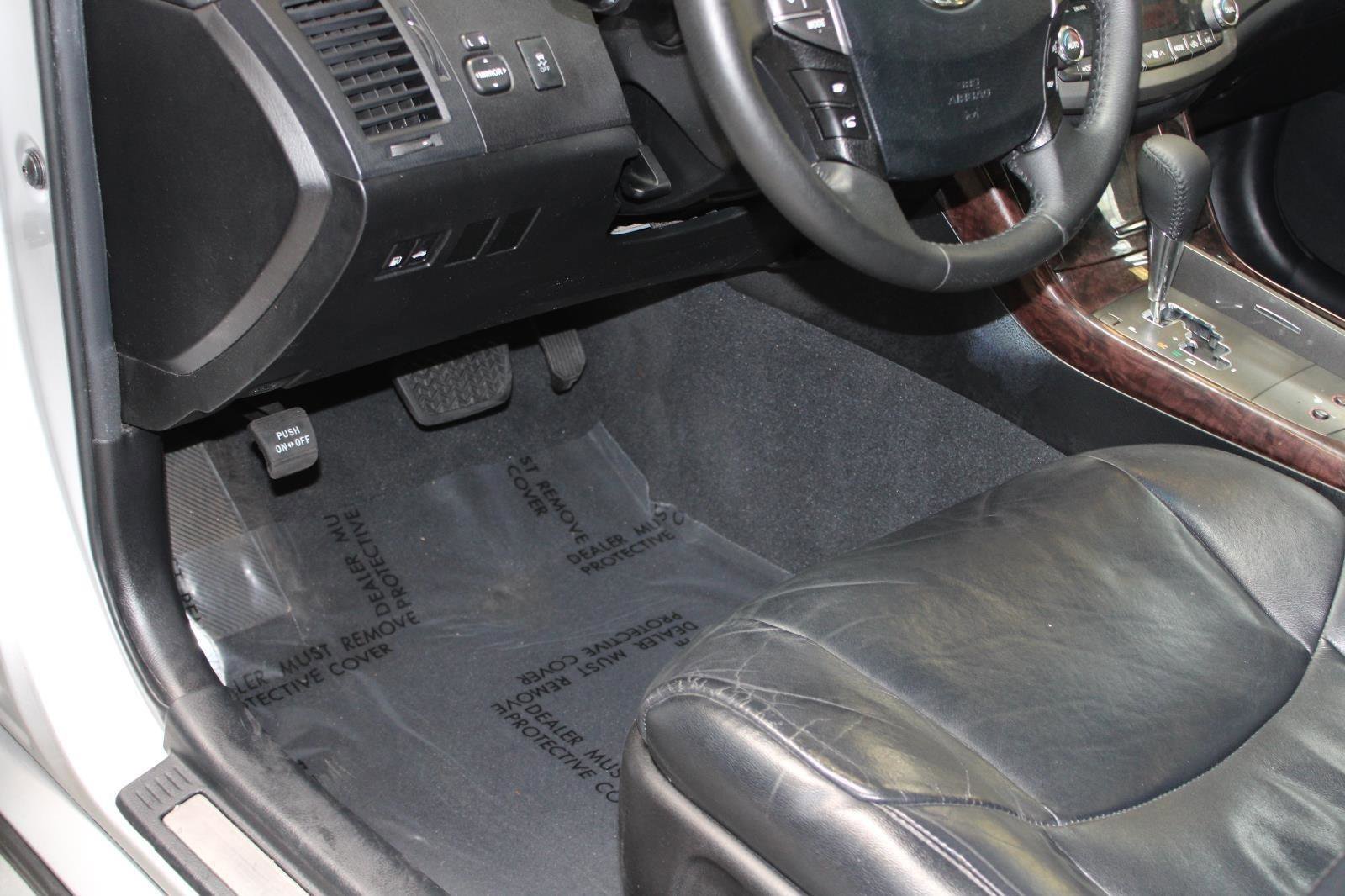 Used 2011 Toyota Avalon FWD image 41