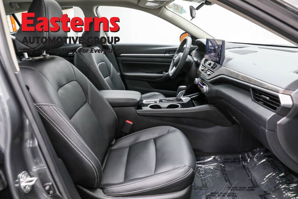 Used 2025 Nissan Altima 2.5 SL image 24