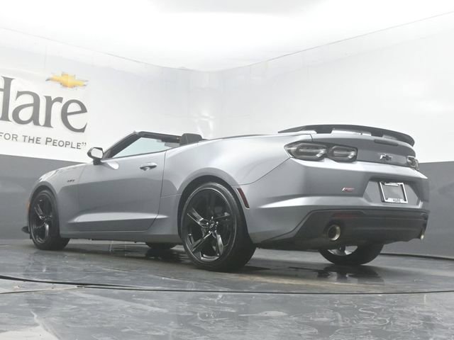 Used 2023 Chevrolet Camaro LT w/ RS Package image 5