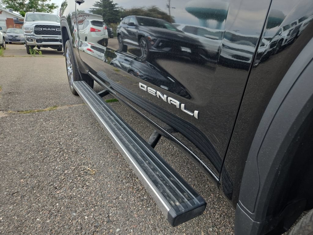 Used 2024 GMC Sierra 1500 Denali w/ Denali Reserve Package AWD/4WD image 19