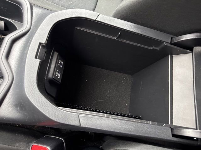 Used 2025 Toyota RAV4 XLE image 20