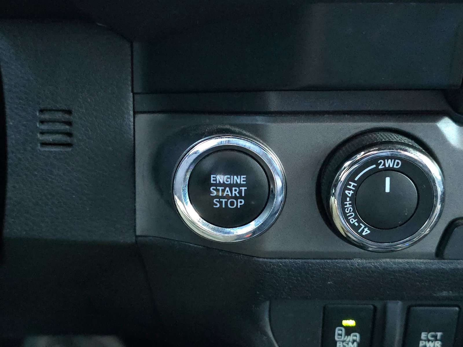 Used 2019 Toyota Tacoma TRD Off-Road image 20