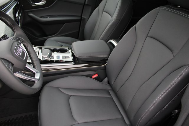 New 2025 Audi Q8 Premium image 7