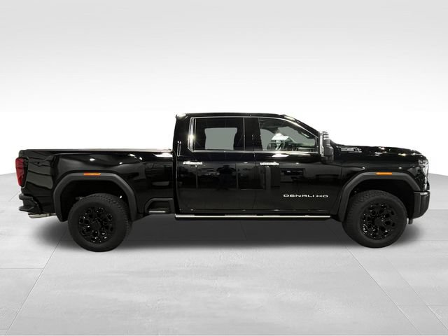 Used 2025 GMC Sierra 2500 Denali w/ Technology Package AWD/4WD image 8